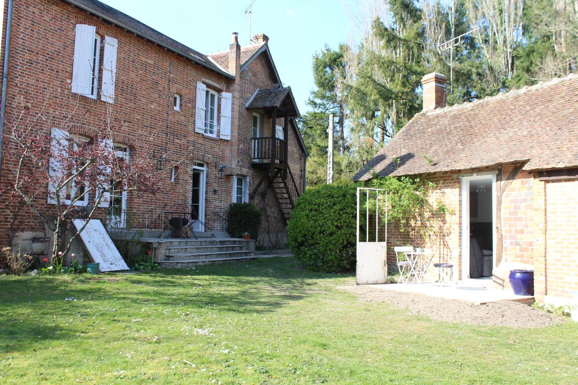Chez Santia Villa Brinon-sur-Sauldre Екстериор снимка